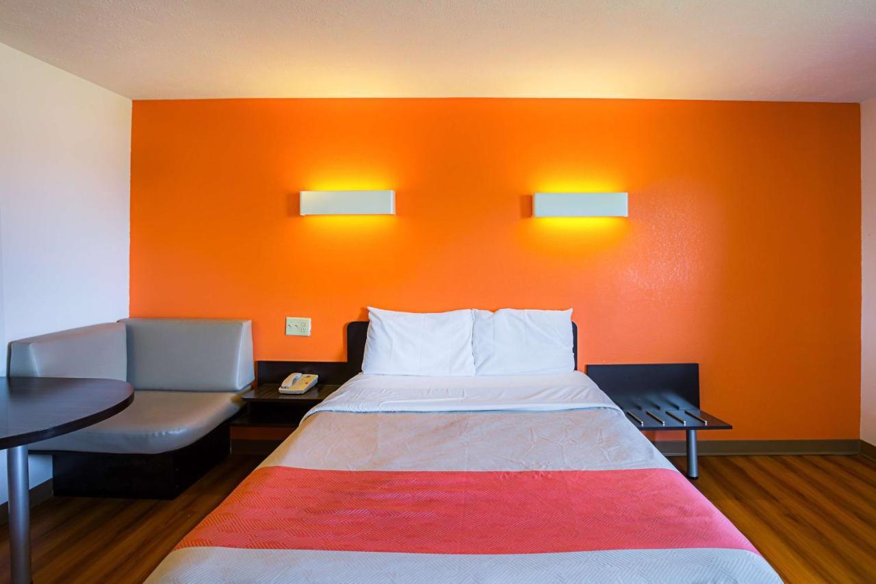 Motel 6 Omaha - Iat West מראה חיצוני תמונה