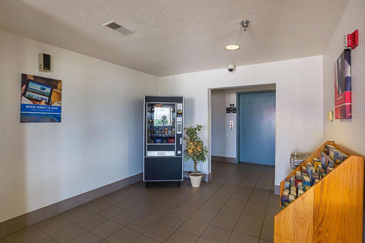 Motel 6 Omaha - Iat West מראה חיצוני תמונה